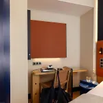 Hotell Raspail Montparnasse 4*