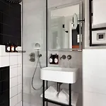 Raspail Montparnasse Hotell 4*
