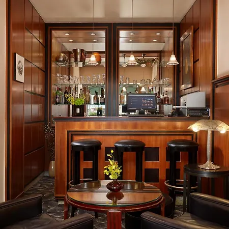 Raspail Montparnasse Hotel