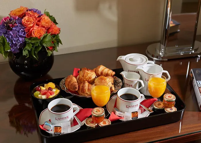 Hotel Raspail Montparnasse Parigi