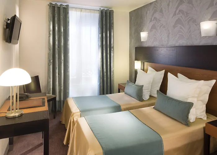 Raspail Montparnasse Hotel 4*