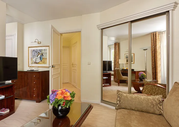 Raspail Montparnasse Hotel