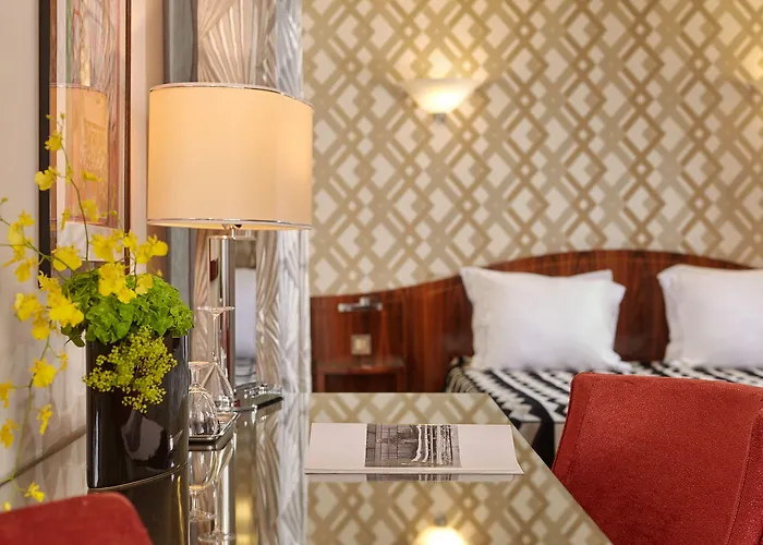 Hotel Raspail Montparnasse 4*