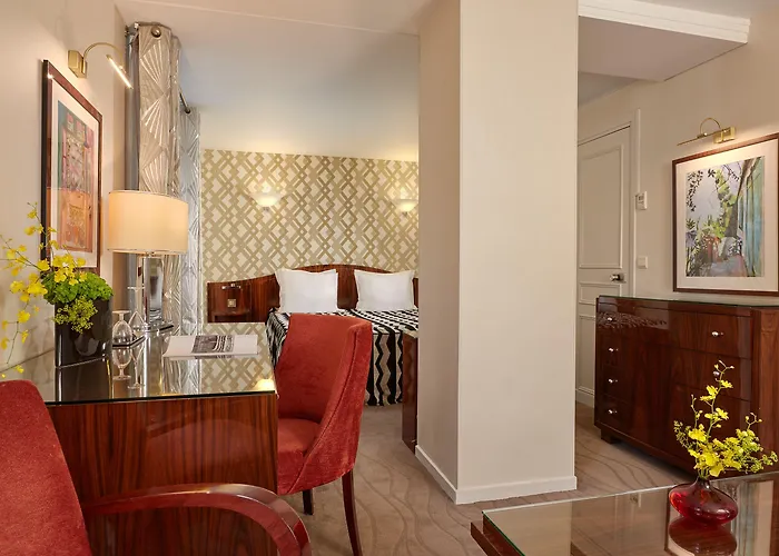 Raspail Montparnasse Hotel 4*