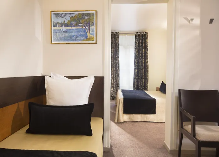 Hotel Raspail Montparnasse
